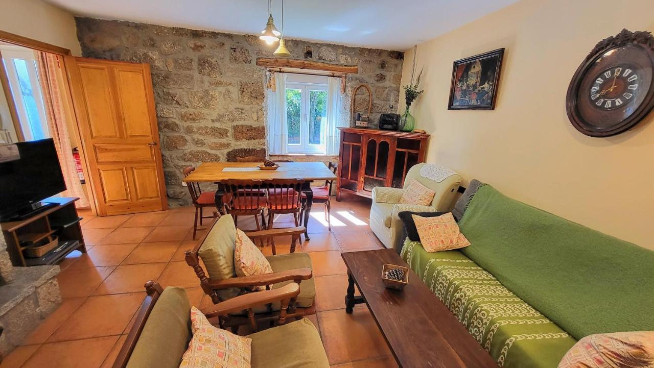 Conjunto Entre Acebos Pension Sotillo de Sanabria Buitenkant foto