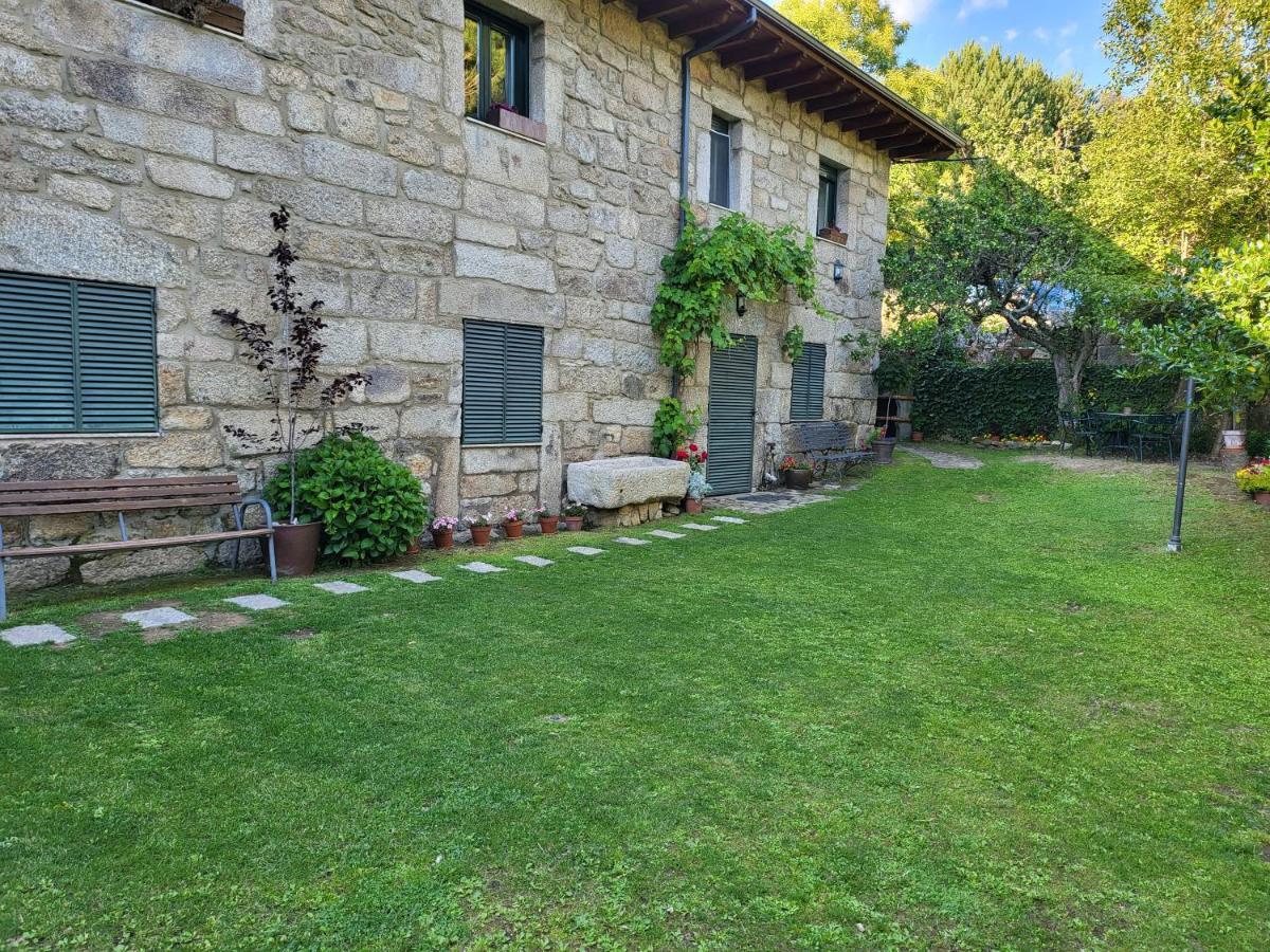 Conjunto Entre Acebos Pension Sotillo de Sanabria Buitenkant foto