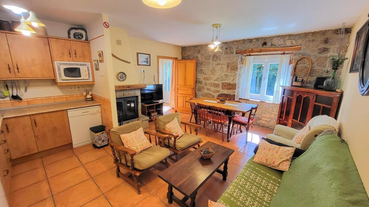 Conjunto Entre Acebos Pension Sotillo de Sanabria Buitenkant foto