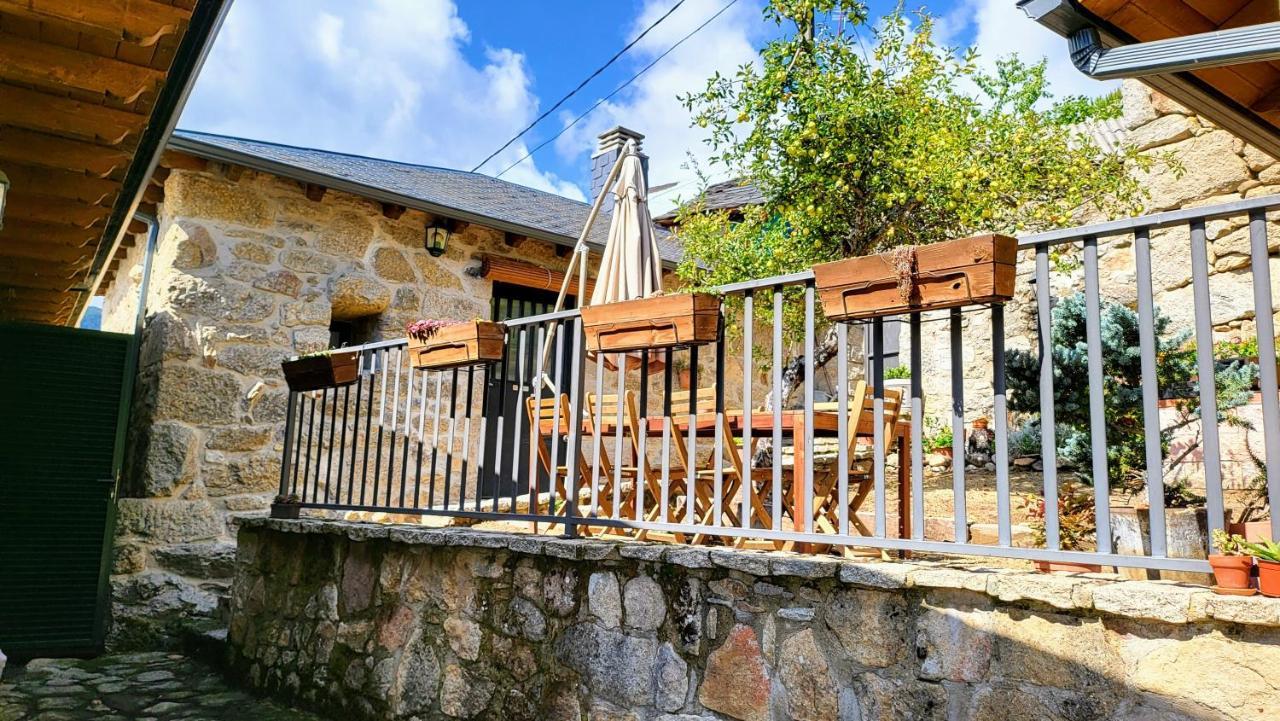 Conjunto Entre Acebos Pension Sotillo de Sanabria Buitenkant foto