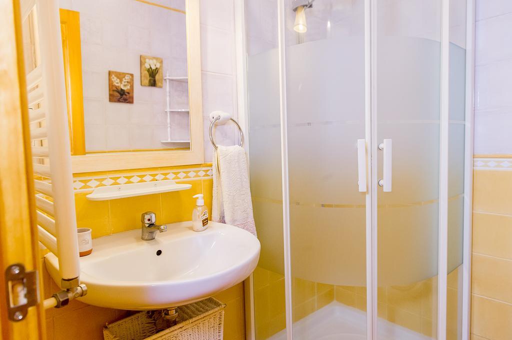 Conjunto Entre Acebos Pension Sotillo de Sanabria Buitenkant foto